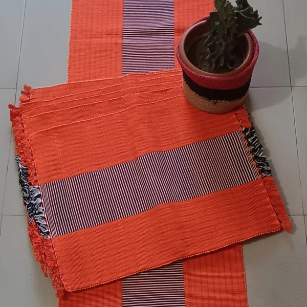 আড়ং কর্টন টেবিল রানার ৬ পিস সেট